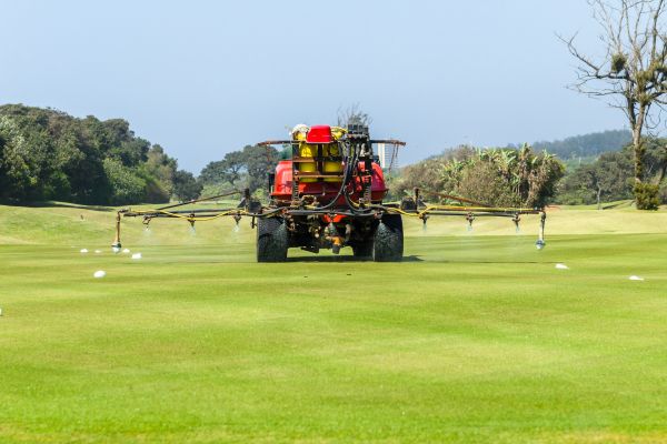 Golf Course Lawn Care in Falls Church